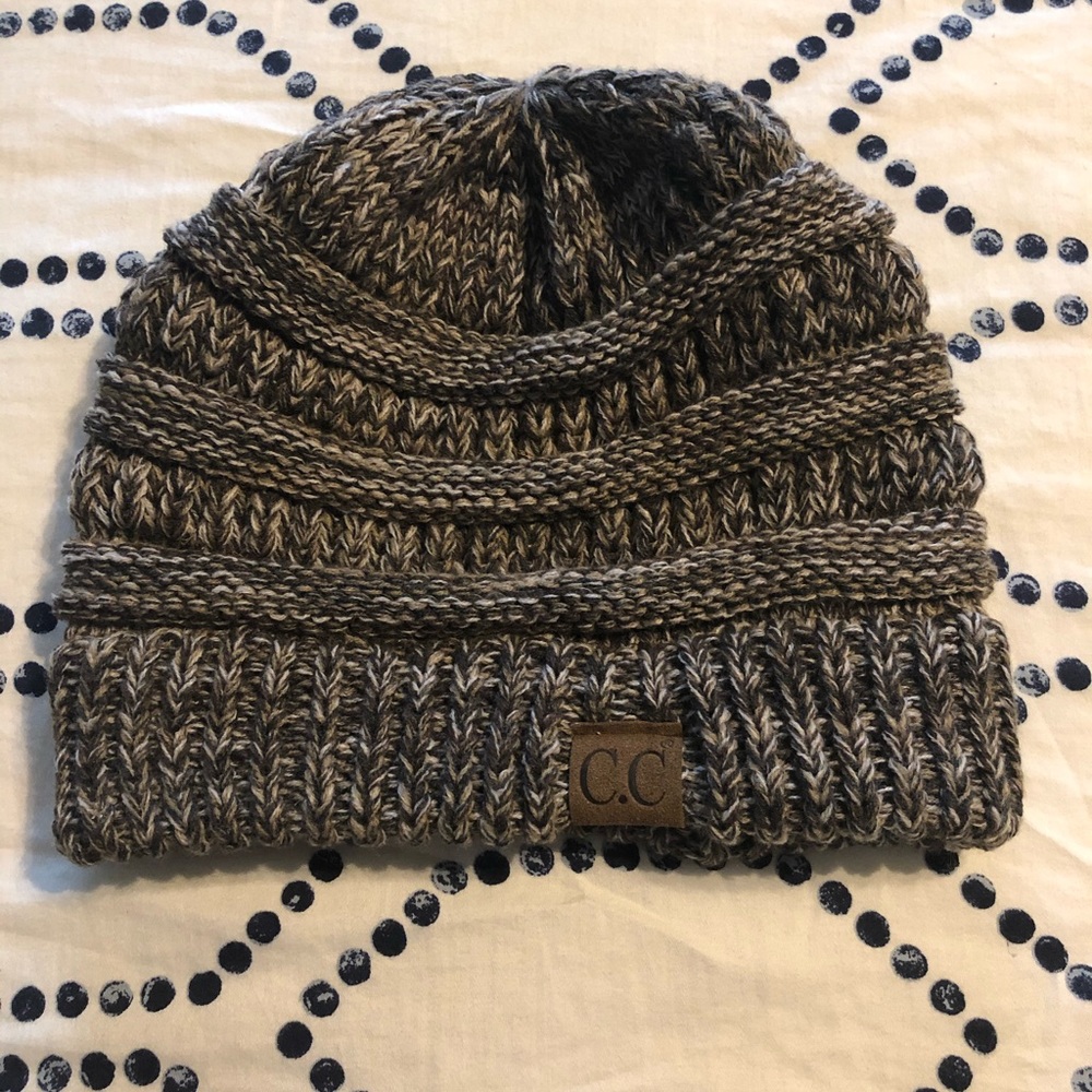 Brown C.C Exclusives hat beanie